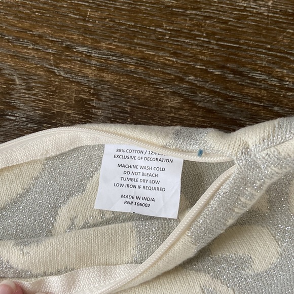 NWT Skull Pillow Cover 19” x 20” - Picture 5 of 6